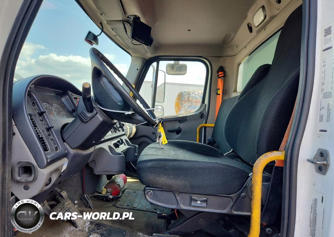 2019 Freightliner Business Class M2 Box Truck VIN:1FVACXFCXKHKG4773 - 7