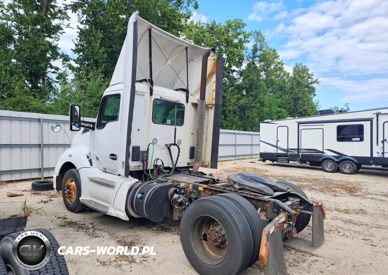 2015 Kenworth Construction T680 VIN:1XKYA48X7FJ403411 - 2