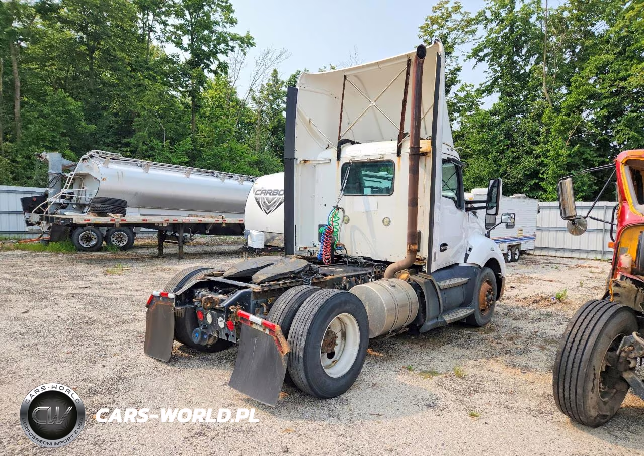 2016 Kenworth Construction T680 VIN:1XKYA48X6GJ496441 - 3