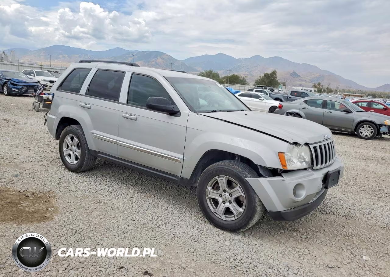 2010 Jeep Grand Cherokee Laredo VIN:1J4PR4GK3AC160726 - 4