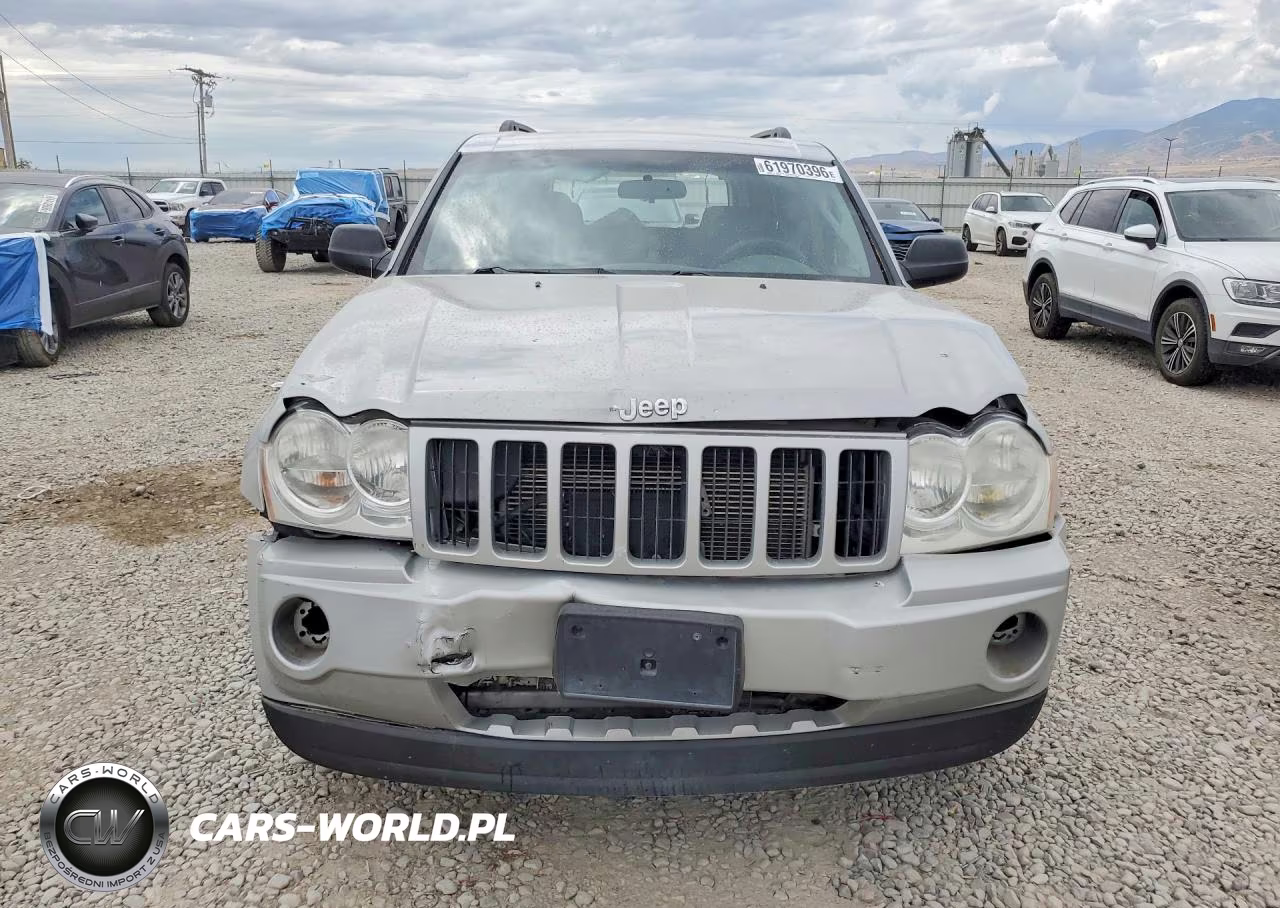 2010 Jeep Grand Cherokee Laredo VIN:1J4PR4GK3AC160726 - 5