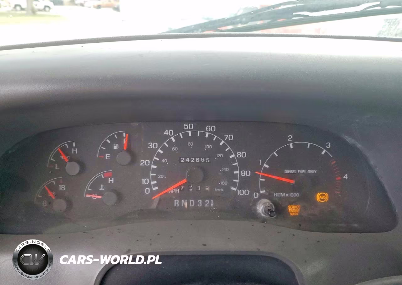 2000 Ford F650 Super Duty VIN:3FDNF6526YMA42095 - 9
