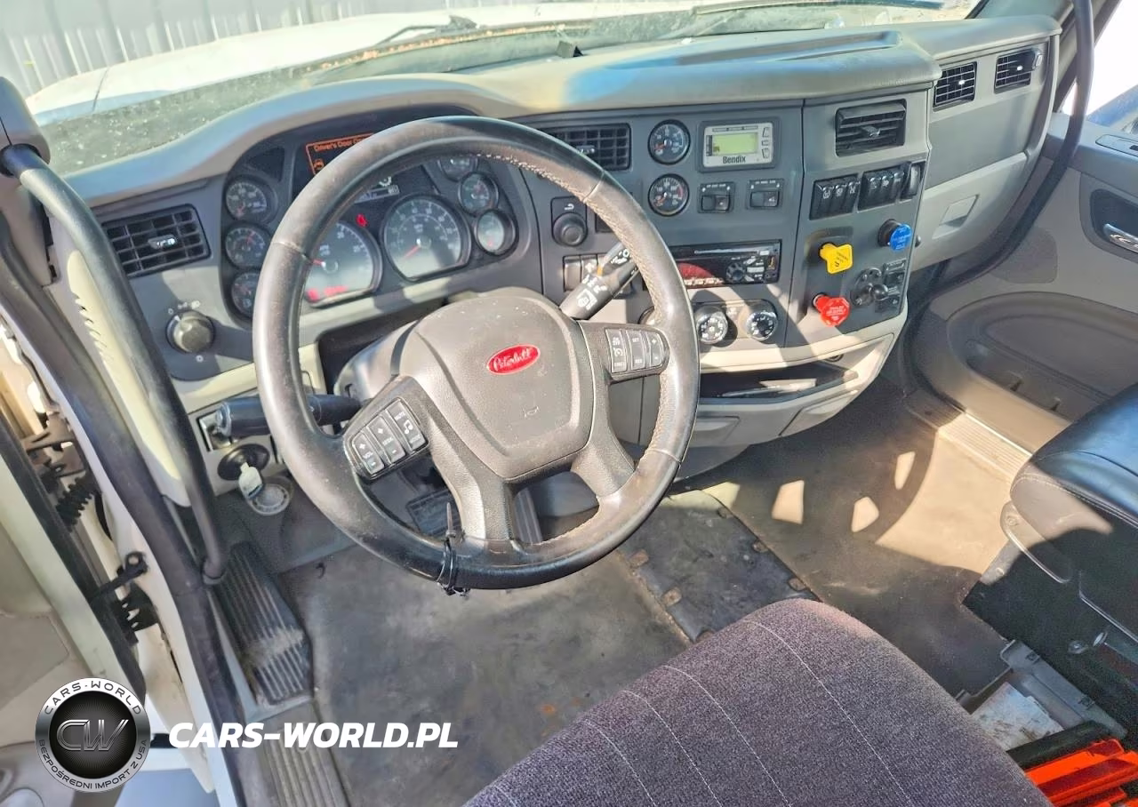 2019 Peterbilt 579 VIN:1XPBA48X0KD478525 - 8