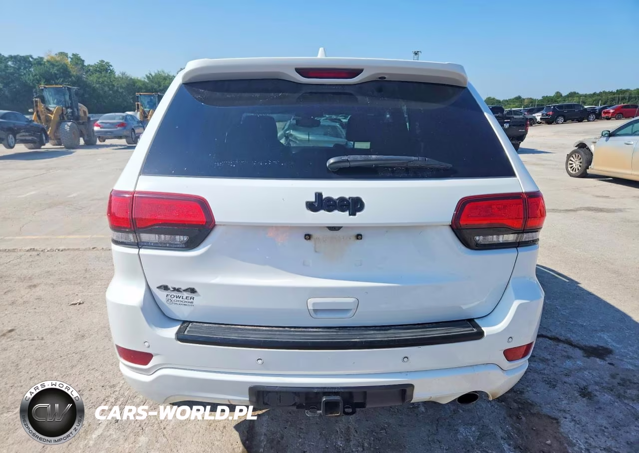 2017 Jeep Grand Cherokee Laredo VIN:1C4RJFAG7HC866596 - 6