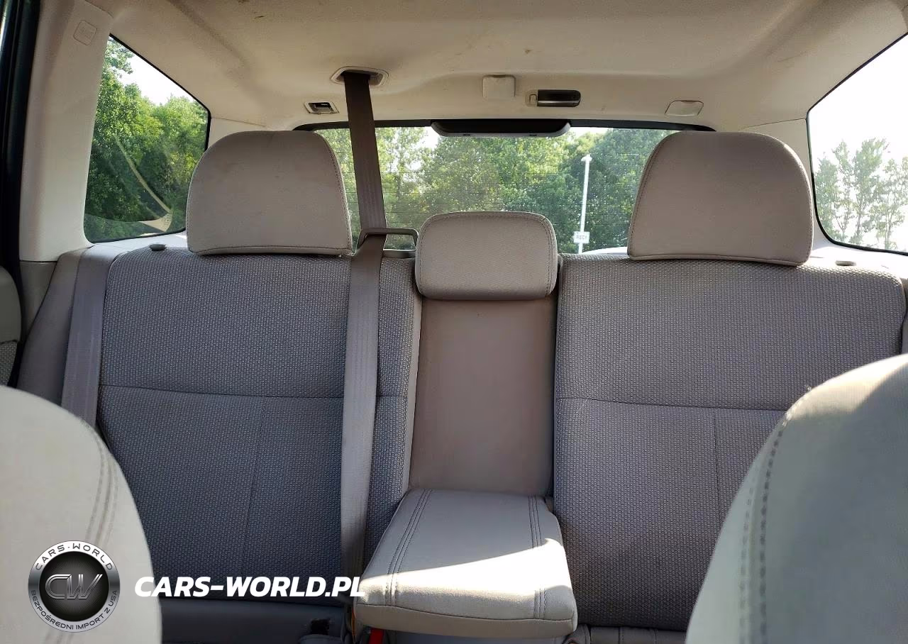 2011 Subaru Forester 2.5X Premium VIN:JF2SHADC9BH779805 - 10