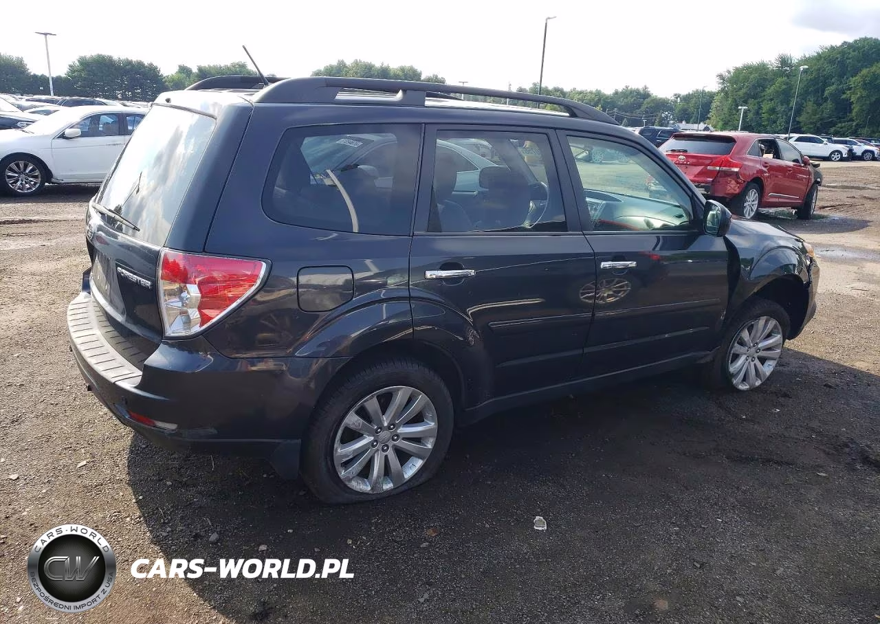 2011 Subaru Forester 2.5X Premium VIN:JF2SHADC9BH779805 - 3