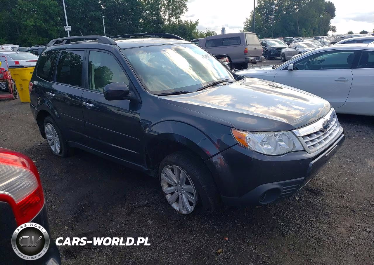 2011 Subaru Forester 2.5X Premium VIN:JF2SHADC9BH779805 - 4