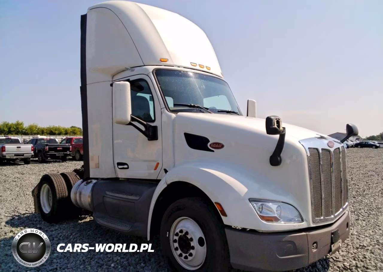 2016 Peterbilt 579 Semi Truck VIN:1XPBA48X8GD339637 - 4