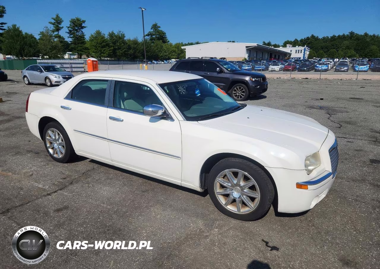 2009 Chrysler 300 Limited VIN:2C3KA33V69H604065 - 4