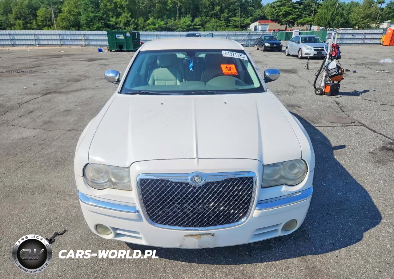 2009 Chrysler 300 Limited VIN:2C3KA33V69H604065 - 5