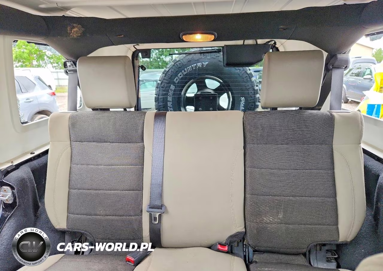 2007 Jeep Wrangler X VIN:1J8GA39147L174776 - 10