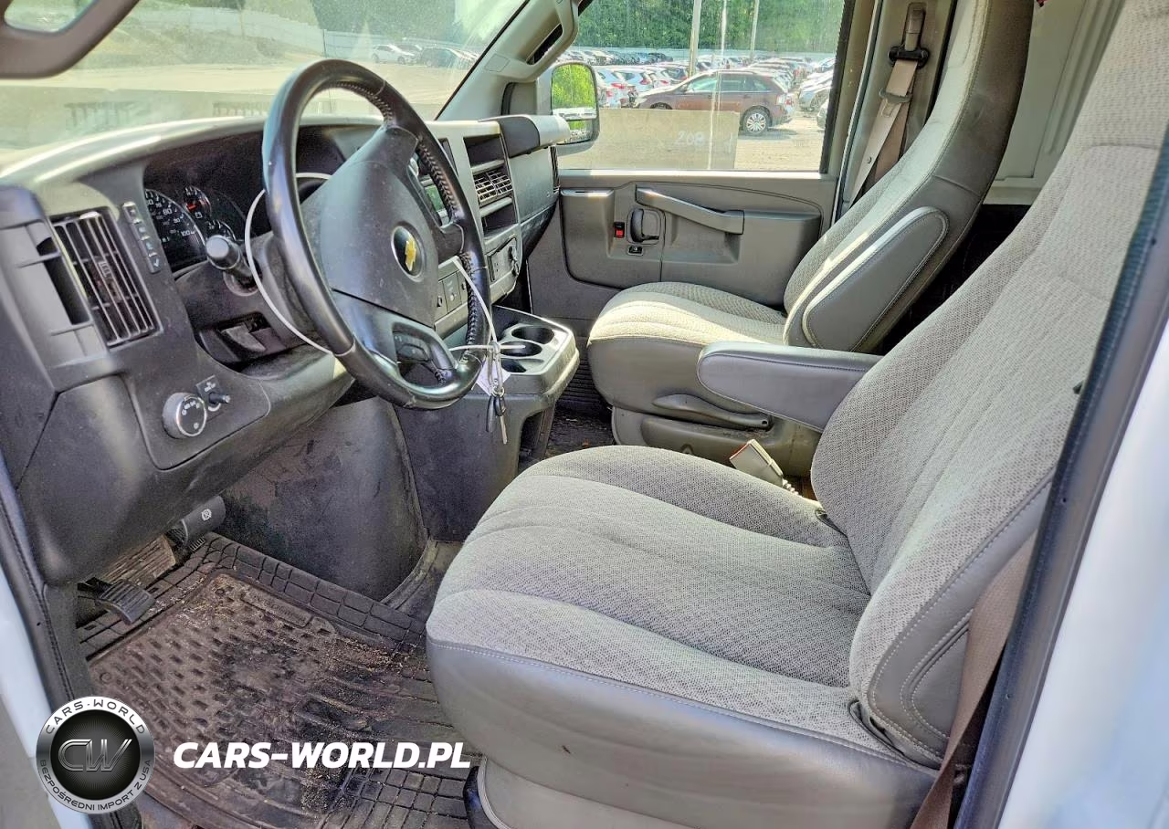 2021 Chevrolet Express 2500 Cargo Delivery Van VIN:1GCWGAFP2M1191422 - 7