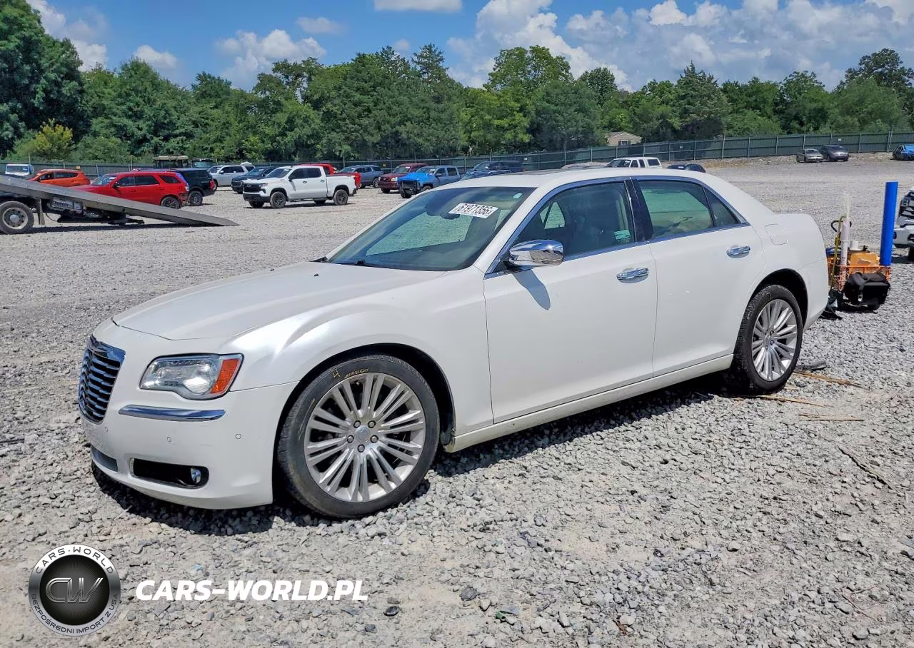 2011 Chrysler 300C – zdjęcie 1 z 13