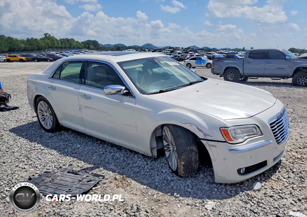 2011 Chrysler 300C VIN:2C3CA6CTXBH530160 - 4