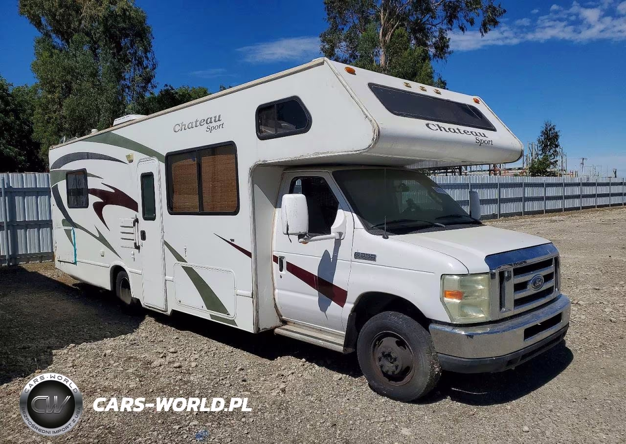 2008 Ford Econoline E350 Super Duty Cutaway Van