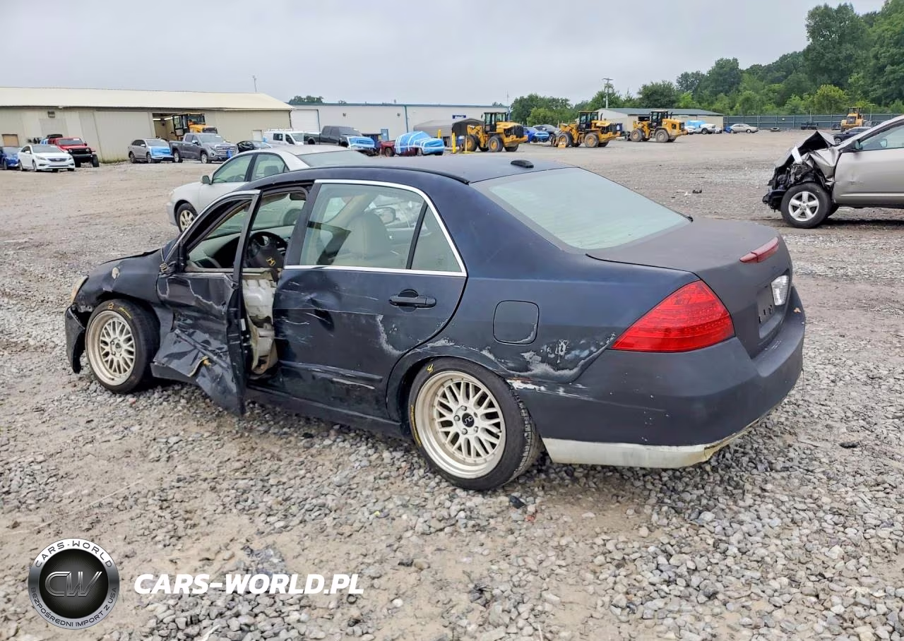Honda Accord VIN:1HGCM65506A011660 - 2