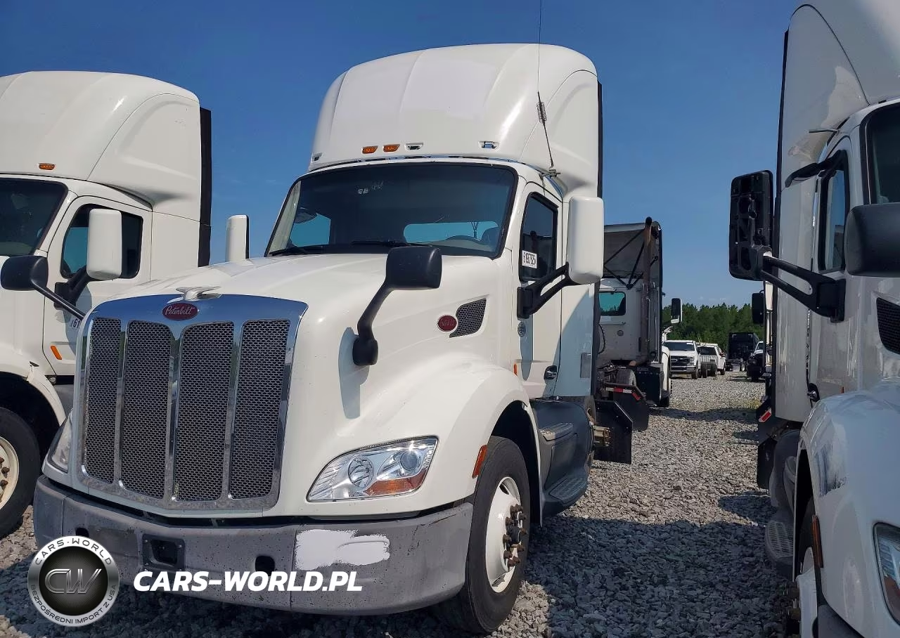 2017 Peterbilt 579 Semi Truck – zdjęcie 1 z 13