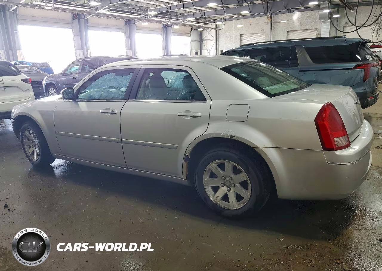 2007 Chrysler 300 Touring VIN:2C3KA53G27H877014 - 2