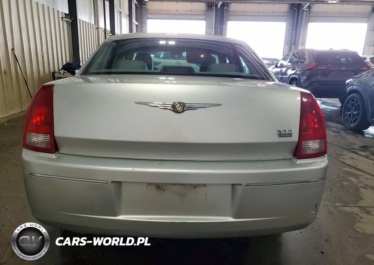 2007 Chrysler 300 Touring VIN:2C3KA53G27H877014 - 6
