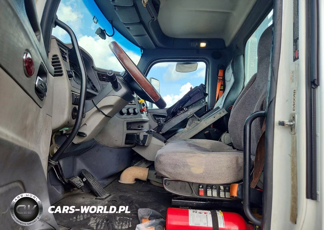2016 Peterbilt 579 Semi Truck VIN:1XPBA48X5GD339725 - 7