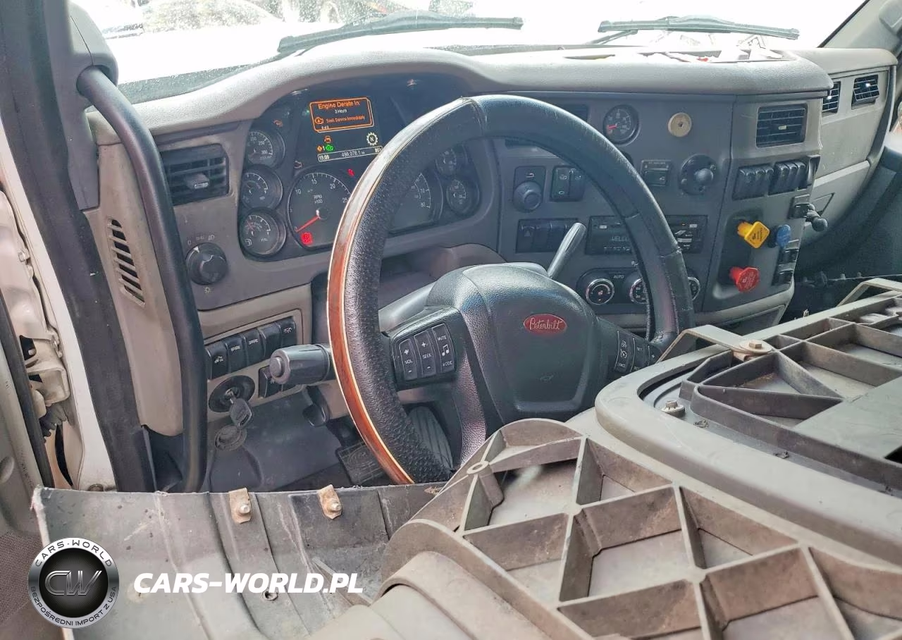 2016 Peterbilt 579 Semi Truck VIN:1XPBA48X5GD339725 - 8