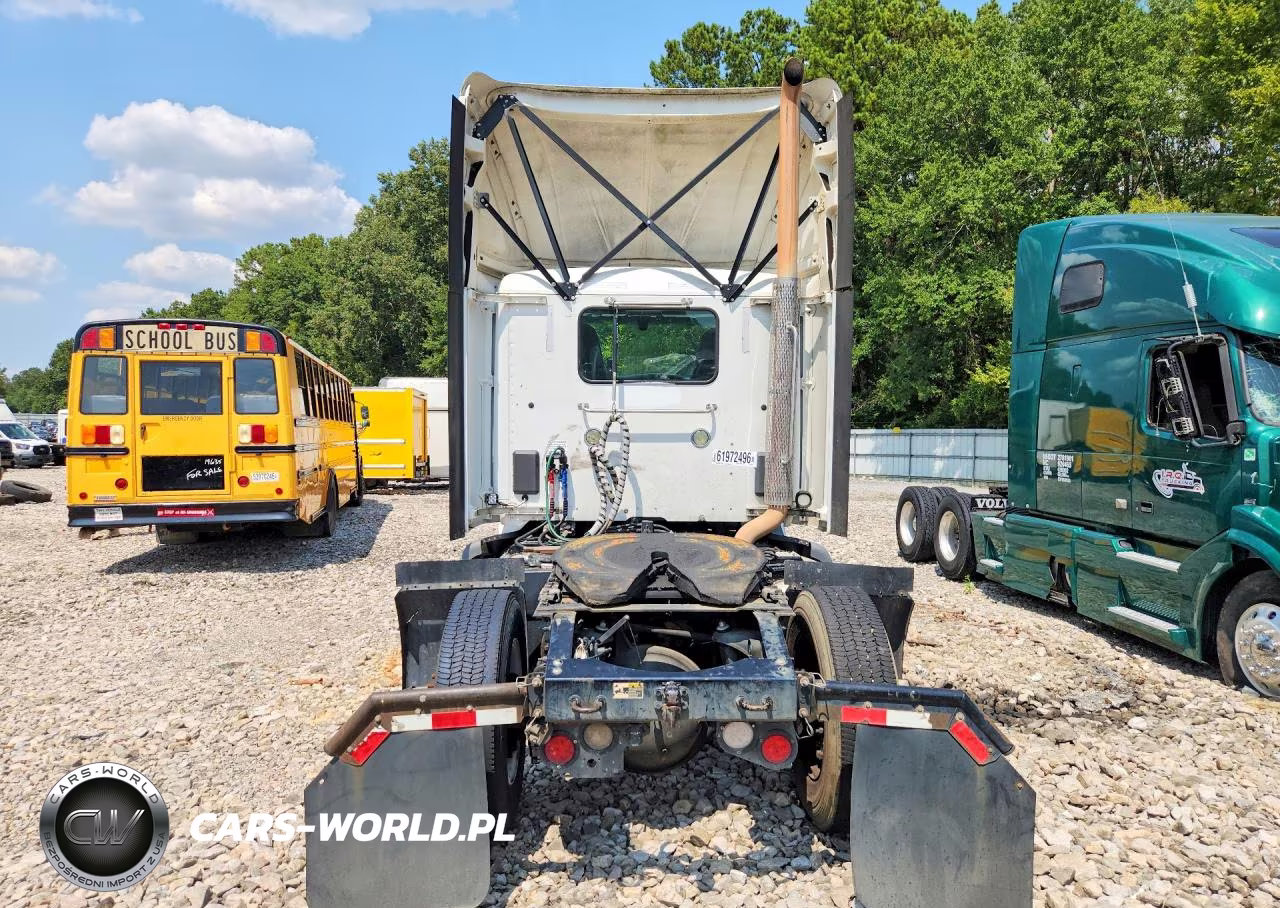2018 Peterbilt 579 Semi Truck VIN:1XPBA48X7JD478133 - 6