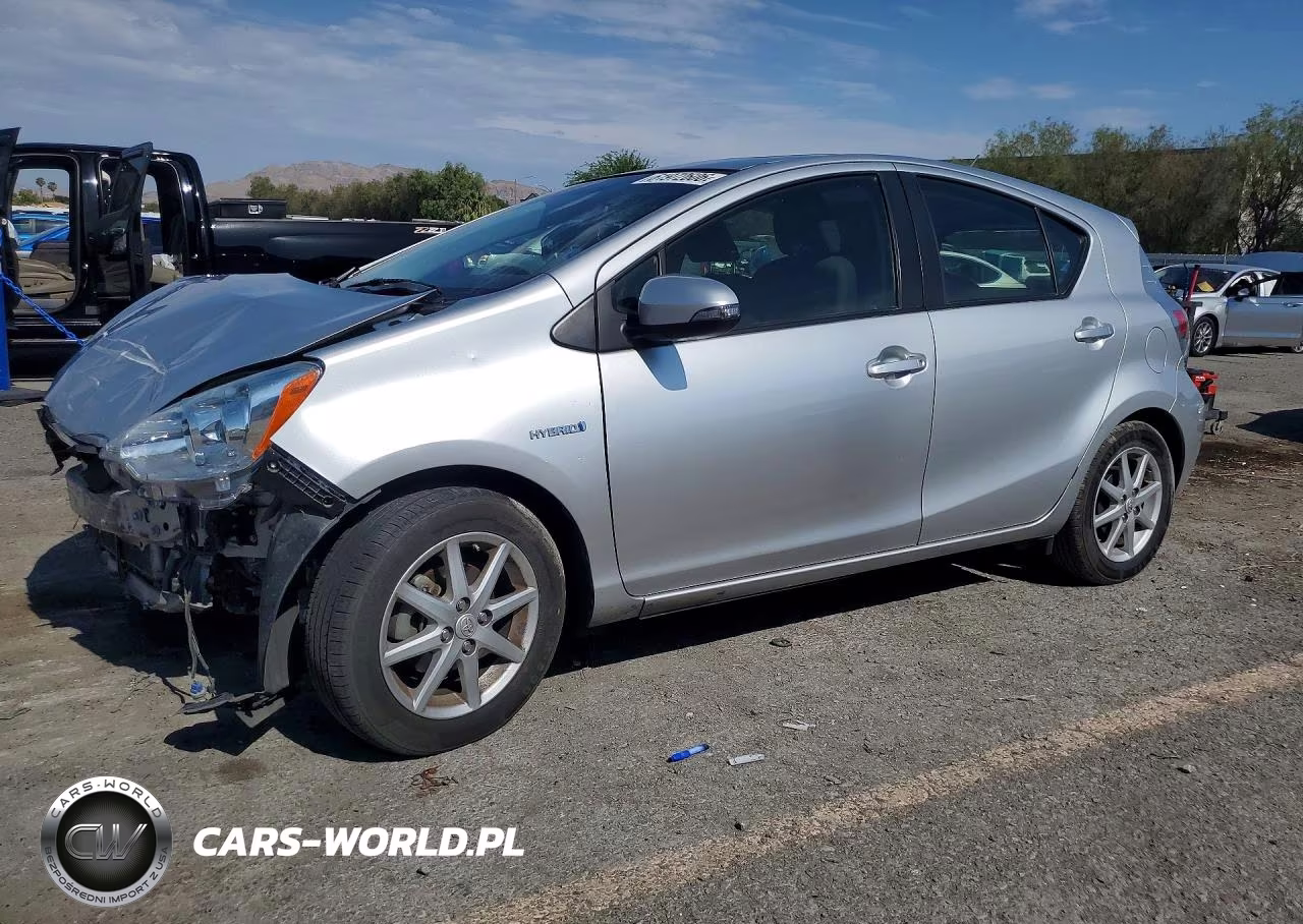 2014 Toyota Prius C Three