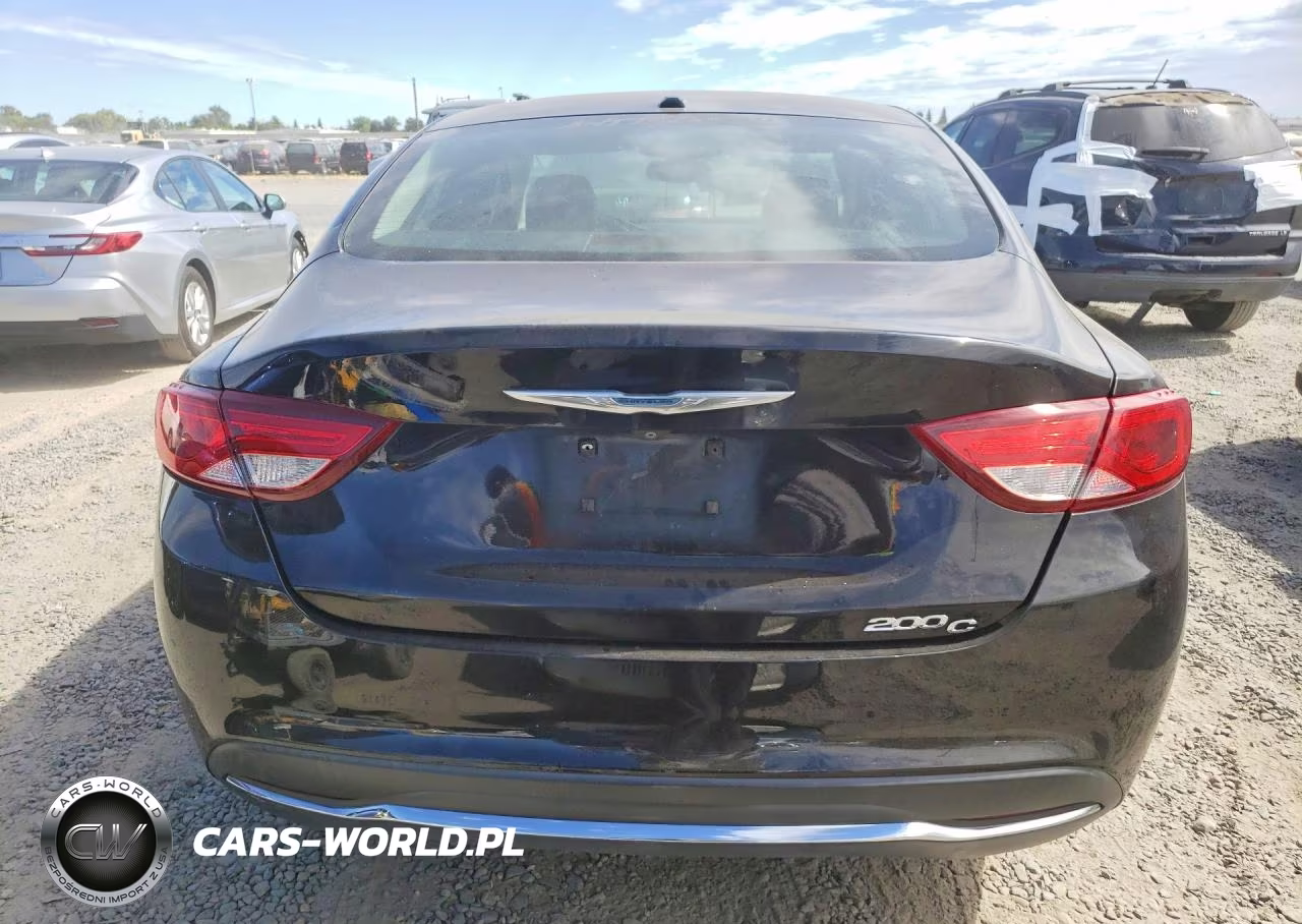 2015 Chrysler 200 C VIN:1C3CCCCB8FN665540 - 6