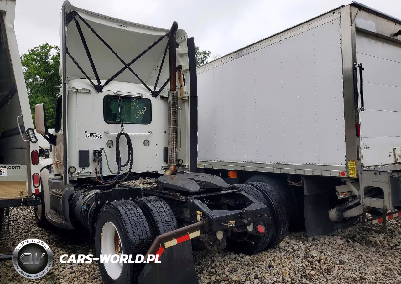 2018 Peterbilt 579 Semi Truck VIN:1XPBA48X4JD477358 - 2