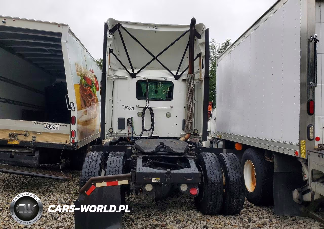 2018 Peterbilt 579 Semi Truck VIN:1XPBA48X4JD477358 - 6