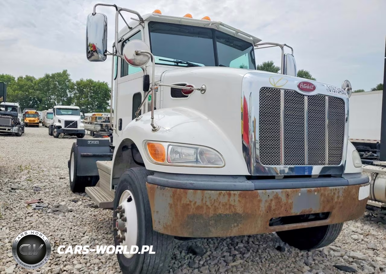2018 Peterbilt 348 Semi Truck VIN:1XP3AJ8X8JD430756 - 4