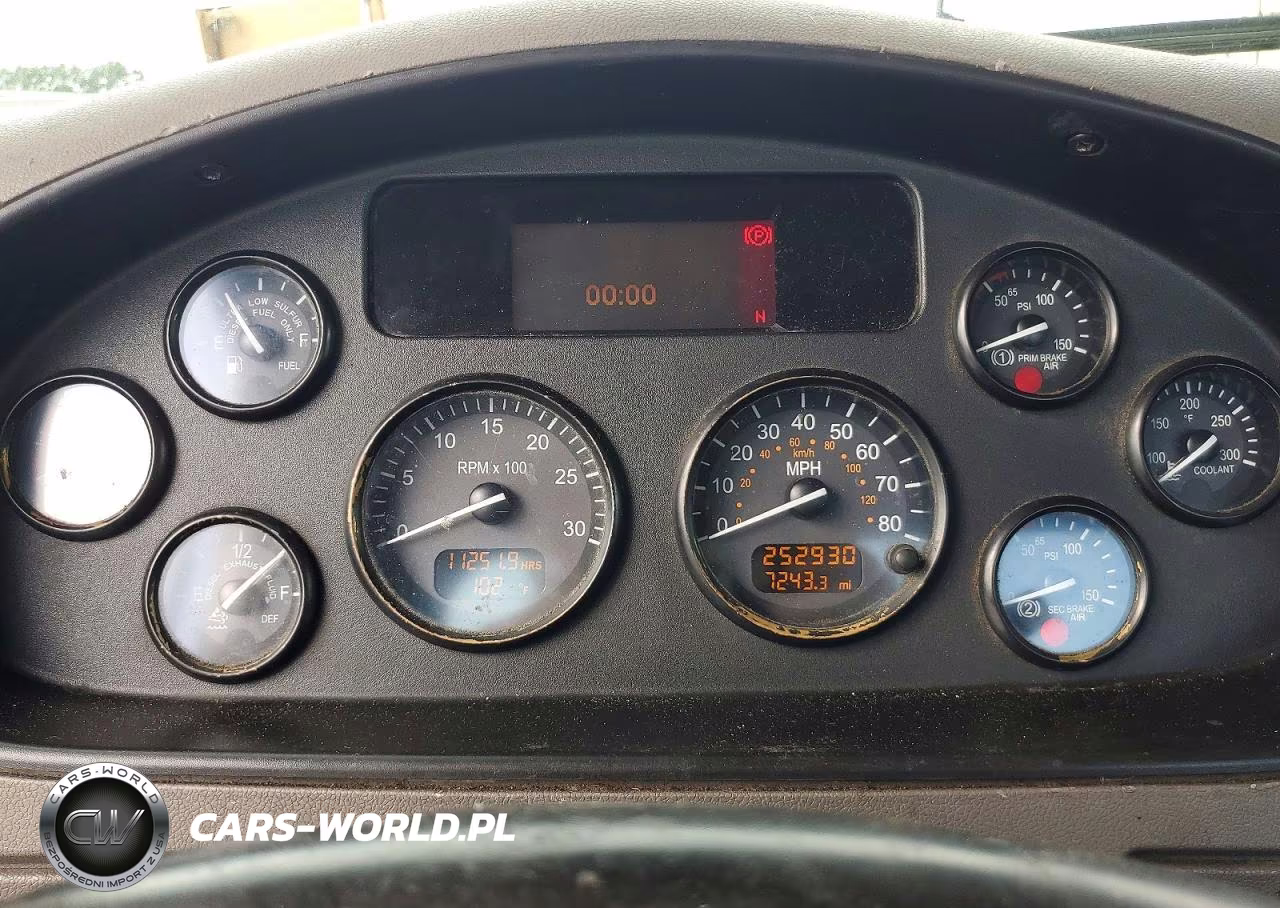 2018 Peterbilt 348 Semi Truck VIN:1XP3AJ8X8JD430756 - 9