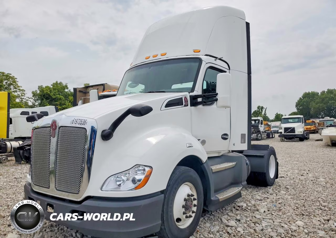 2019 Kenworth T680 Semi Truck