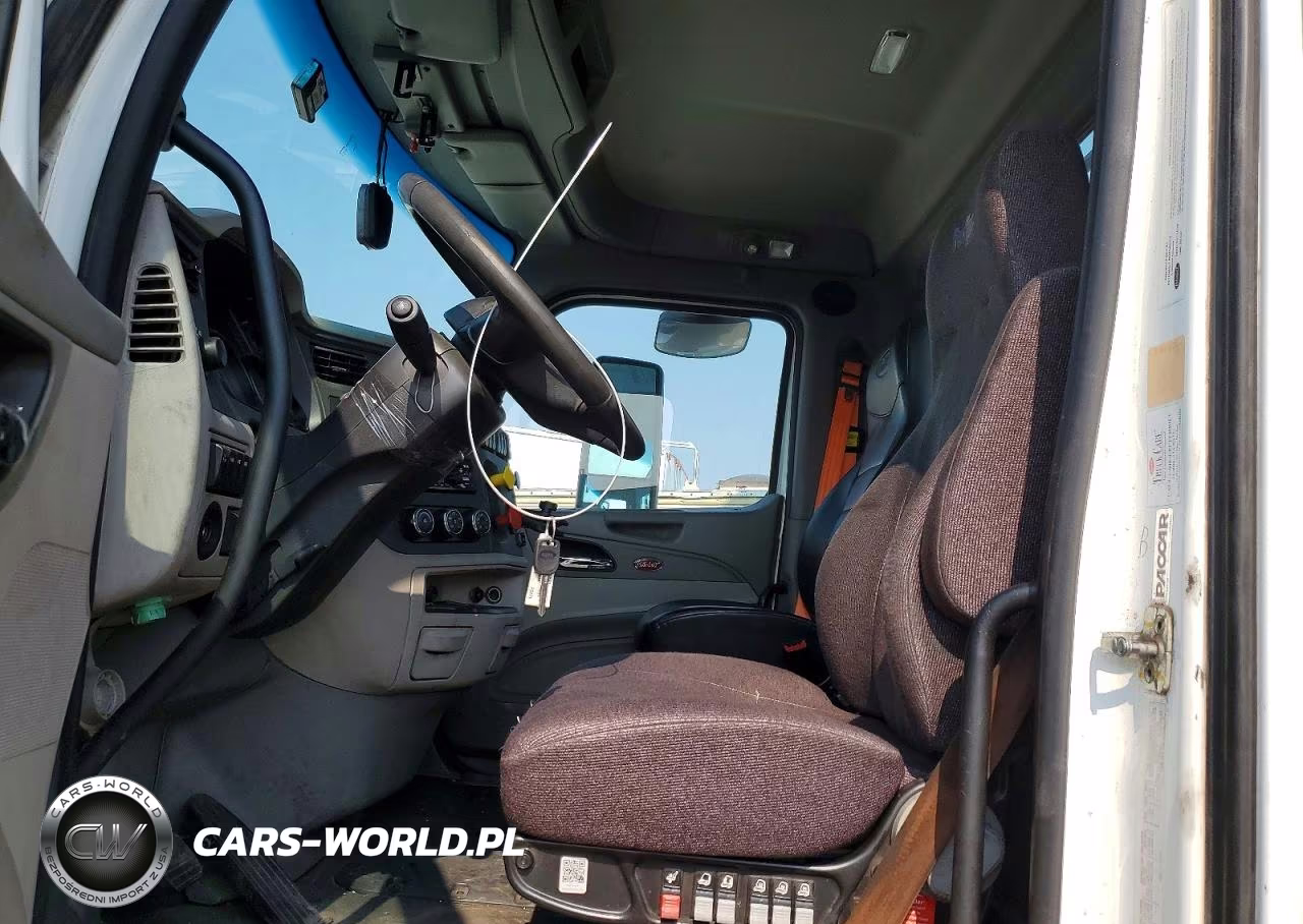 2019 Peterbilt 579 Semi Truck VIN:1XPBA48XXKD478662 - 7