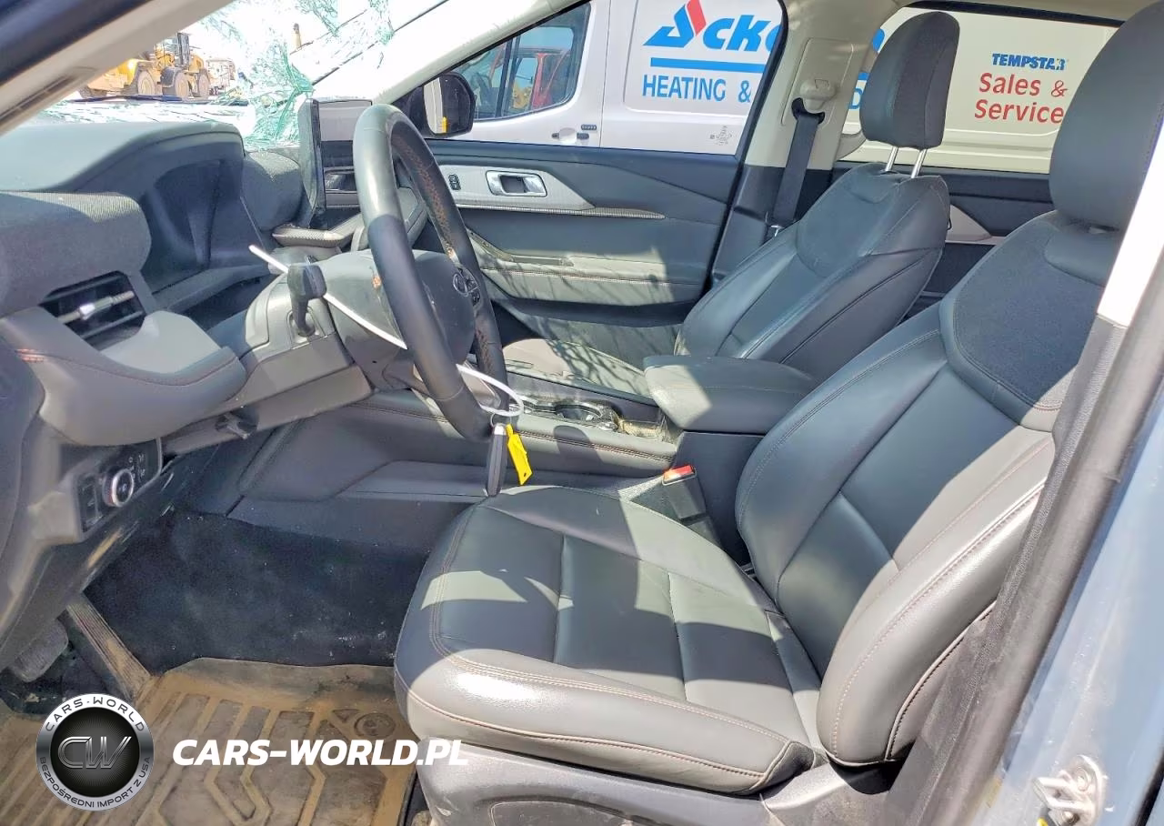 2025 Ford Explorer Active VIN:1FMUK8DH7SGD01431 - 7