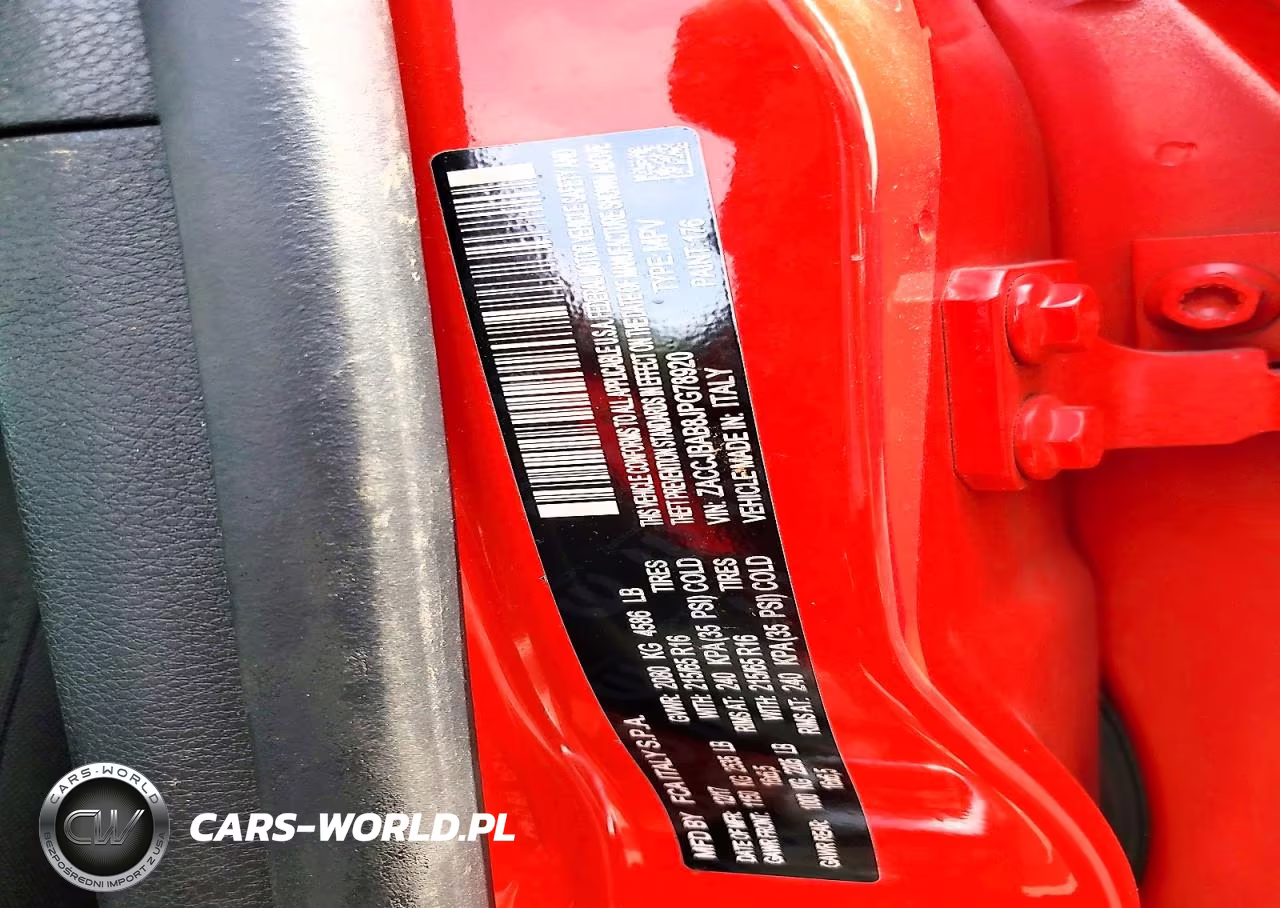 2018 Jeep Renegade Sport VIN:ZACCJBAB8JPG78920 - 12