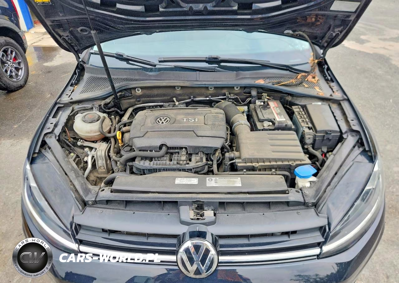 2018 Volkswagen Golf S VIN:3VWB17AU5JM296130 - 11