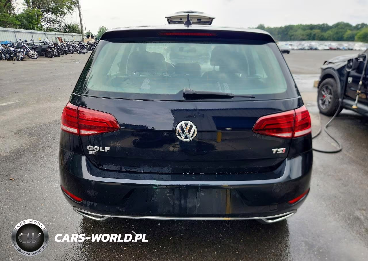 2018 Volkswagen Golf S VIN:3VWB17AU5JM296130 - 6