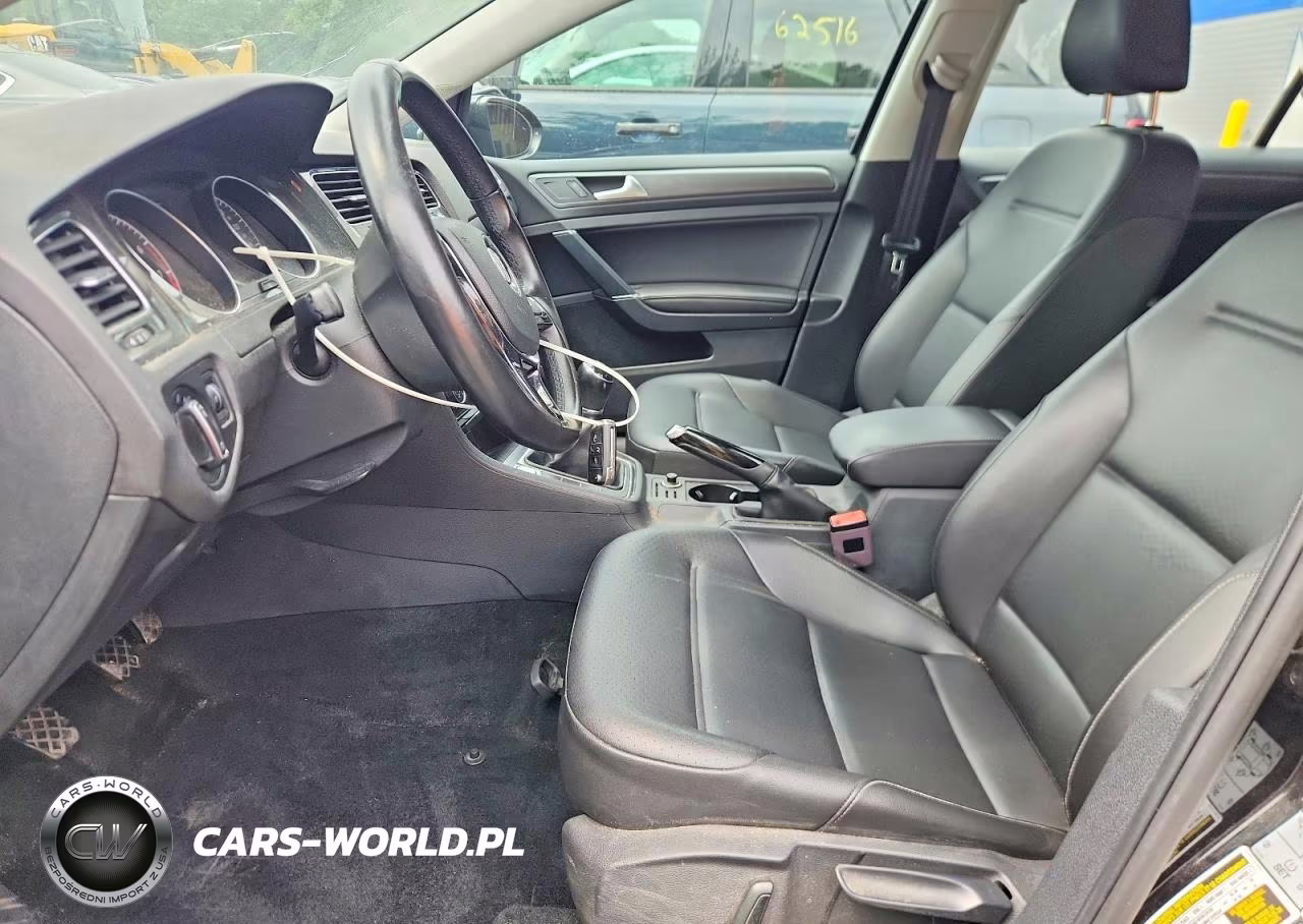 2018 Volkswagen Golf S VIN:3VWB17AU5JM296130 - 7