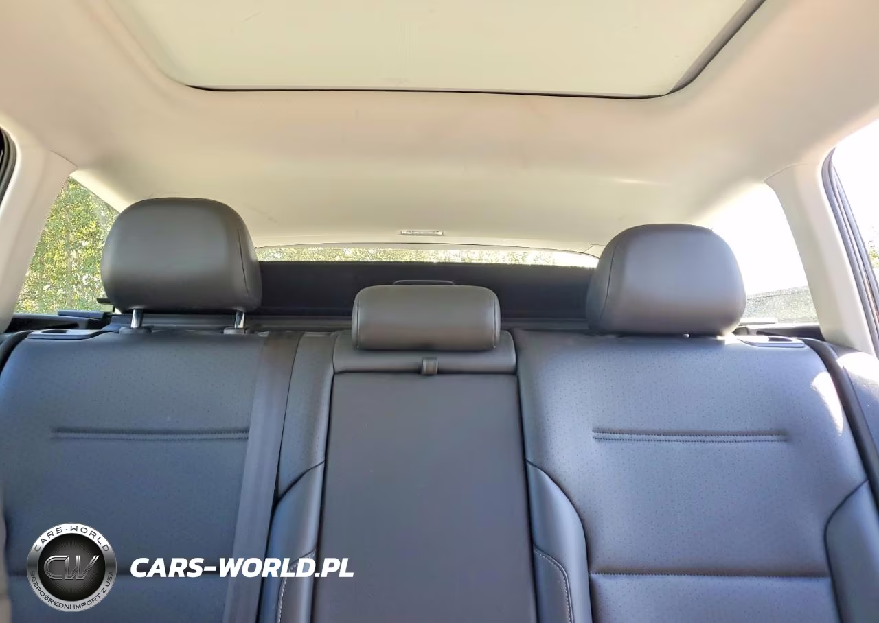 2016 Volkswagen Golf Sportwagen S VIN:3VWC17AU5GM517092 - 10