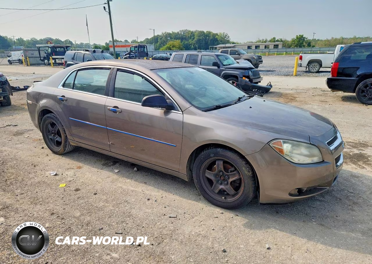 2011 Chevrolet Malibu Ls VIN:1G1ZB5E12BF136137 - 4