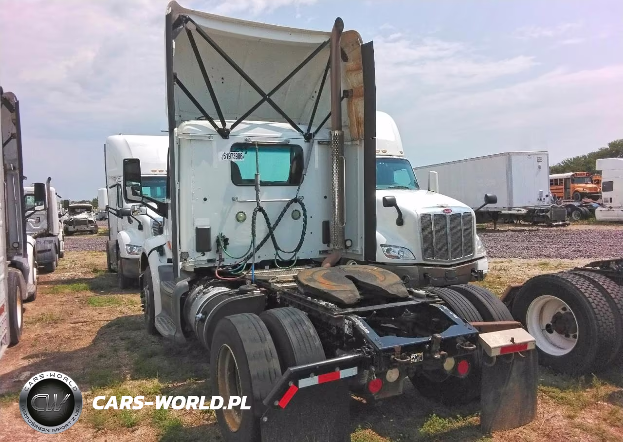 2017 Peterbilt 579 Semi Truck VIN:1XPBA48X0HD428426 - 2