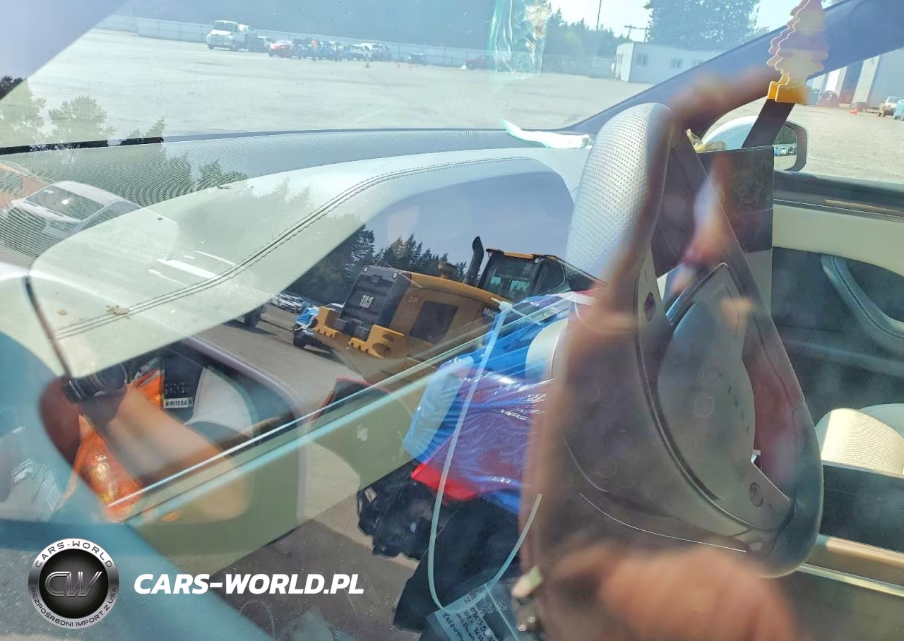 2023 Tesla Model X VIN:7SAXCDE54PF378287 - 9