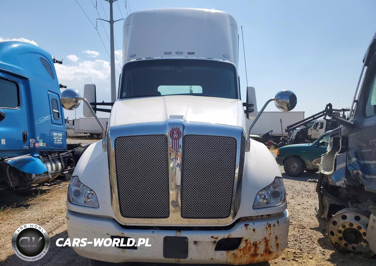 2014 Kenworth T680 Semi Truck VIN:1XKYD49X2EJ412845 - 5