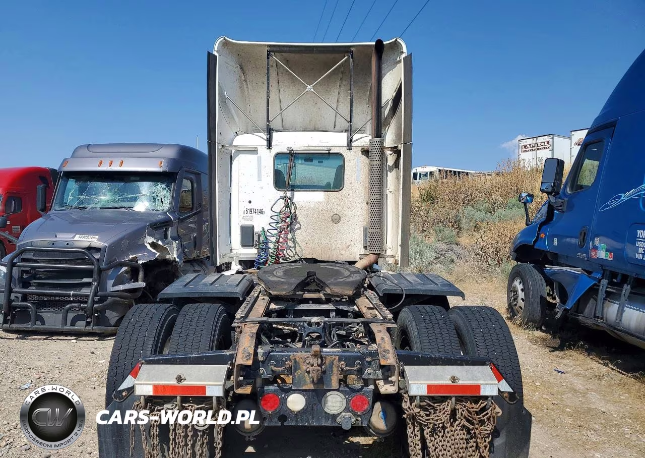 2014 Kenworth T680 Semi Truck VIN:1XKYD49X2EJ412845 - 6