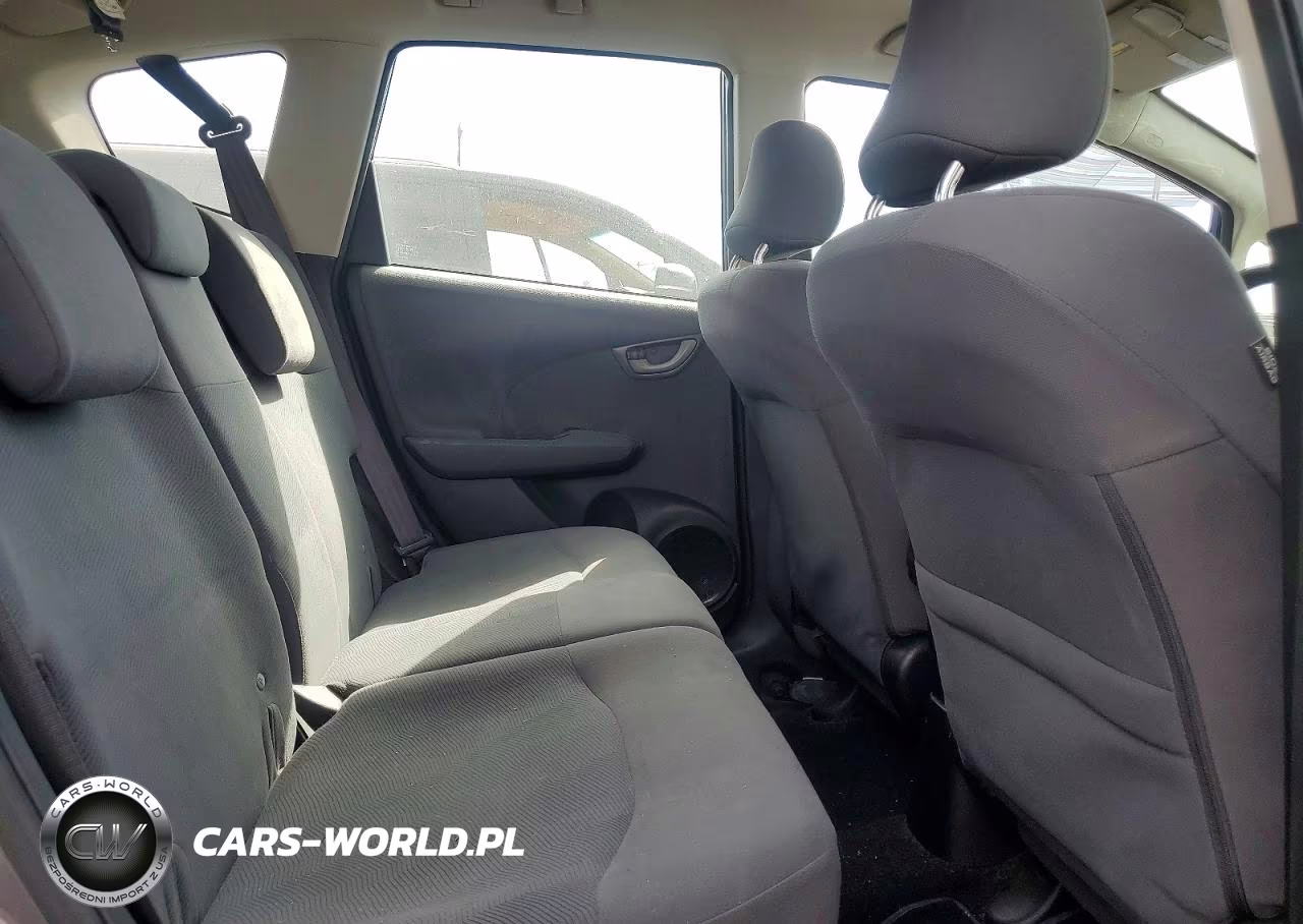 2012 Honda Fit VIN:JHMGE8H31CC029084 - 10