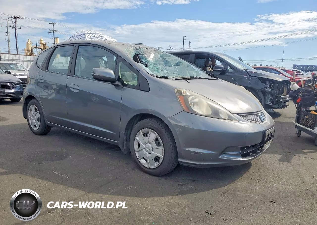 2012 Honda Fit VIN:JHMGE8H31CC029084 - 4
