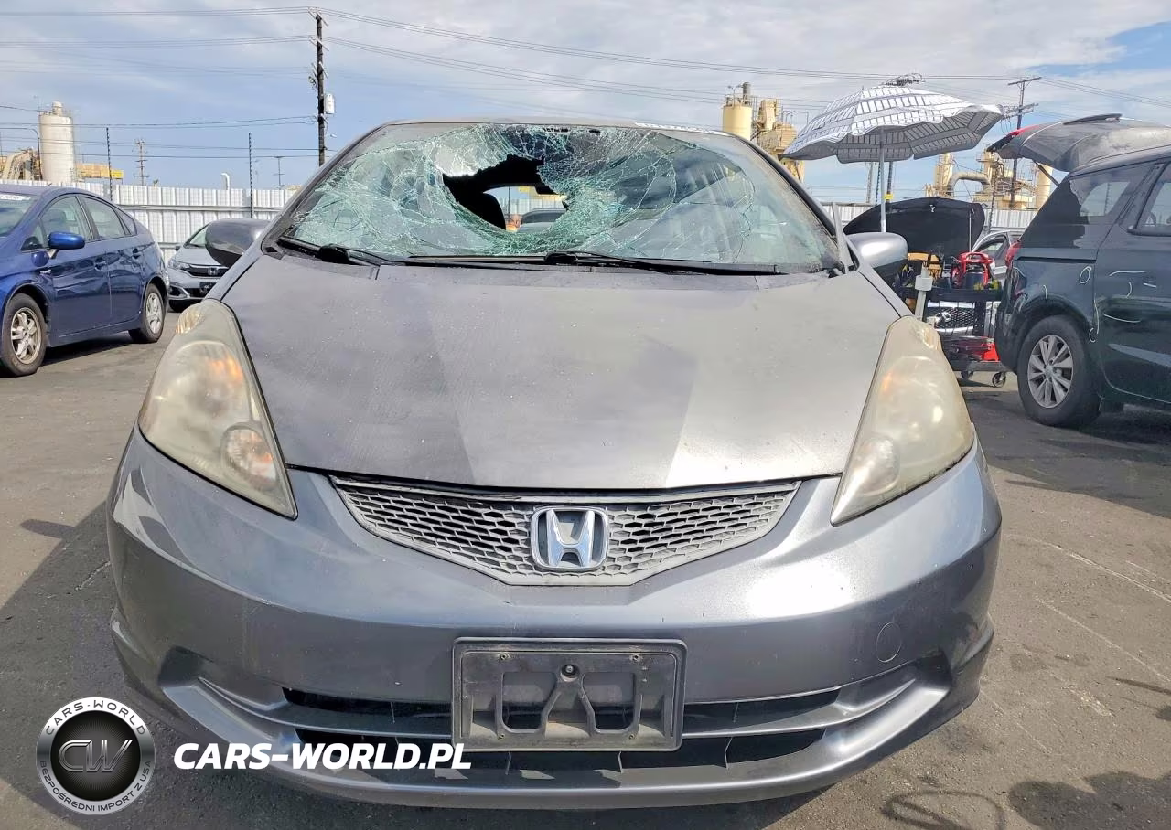 2012 Honda Fit VIN:JHMGE8H31CC029084 - 5