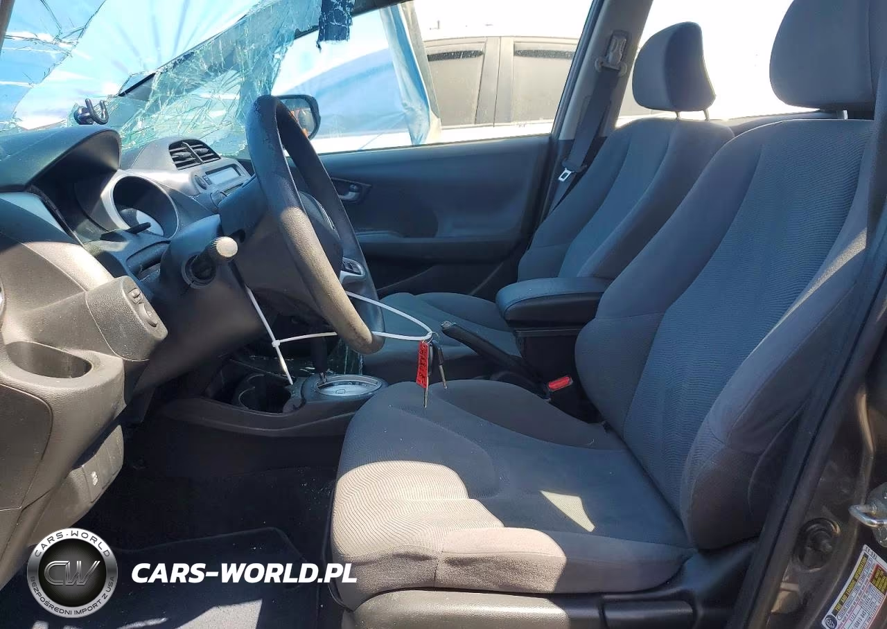 2012 Honda Fit VIN:JHMGE8H31CC029084 - 7