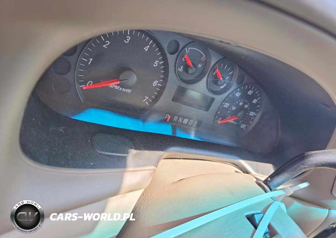 2006 Ford Taurus Se VIN:1FAFP53U46A121804 - 9